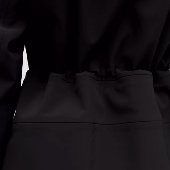 Lululemon RepelShell rain jacket. Black. Size 6. - Picture 9 of 13